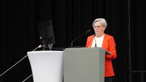 Rede an die Versammlung durch Präsidentin, Landrätin Rita Röhrl